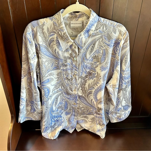 Alfred Dunner Tops - Alfred Dunner button down blouse